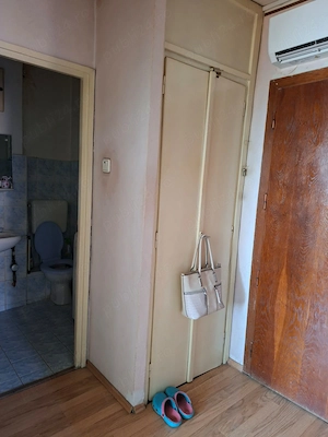 Vand apartament 2 camere - imagine 7