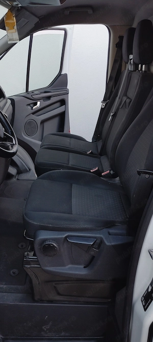 Vand FORD CUSTOM L2H1, stare impecabila, TVA deductibil, 101 425 km - imagine 6