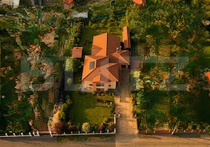 Vila de vanzare, 380 mp, zona Reghin  - imagine 2