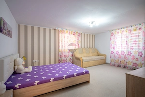 Apartament cu 3 camere, parcare, curte si spațiu depozitare în Sacele - imagine 2