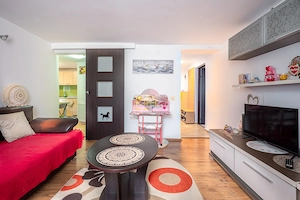 Apartament cu 3 camere, parcare, curte si spațiu depozitare în Sacele - imagine 20