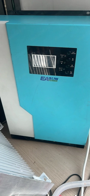 invertor Easun