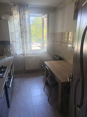 Inchiriez apartament - imagine 9