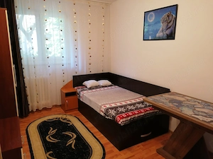 Apartament 3 camere proaspat renovat la 3 minute de metrou