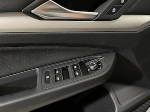 Volkswagen Golf - imagine 20