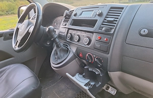 Vând volkswagen transporter modificat în autocamper și pregătit de vacanță - imagine 11