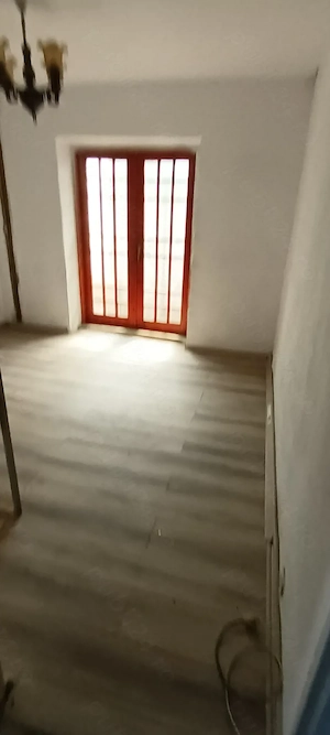 Apartament spatiu comercial parter - imagine 9