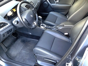 Renault Megane break 1,5 dci 110CP. AUTOMATIC, an 2015, inmatriculat RO - imagine 4