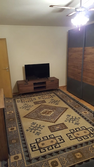 Chirie apartament, o camera - imagine 6