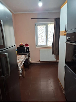Vand apartament zona Bucovina - imagine 5