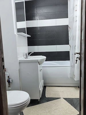 Apartament oferit spre inchiriere  - imagine 4