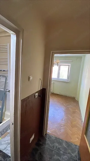 Vand apartament cu 4 camere - imagine 9