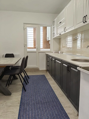 Apartament oferit spre inchiriere  - imagine 2