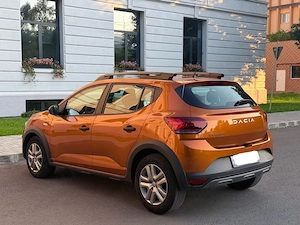 Sandero stepoay 2023 1.0 benzina + GPL din fabrica . 46000 mi km reali unic proprietar. - imagine 4