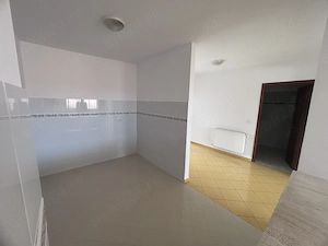 Apartament 3 camere de vânzare  - imagine 4
