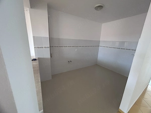 Apartament 3 camere de vânzare  - imagine 6