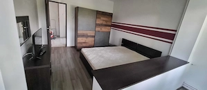 Apartament 2 Camere Decomandat Etaj 1 Centrala Proprie Zona Complexul Studențesc 