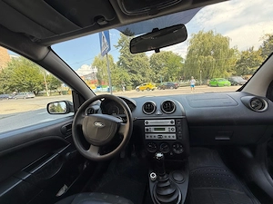 Ford Fiesta-1.3 benzina -2005 - imagine 3