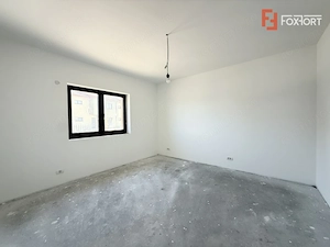 Casa individuala cu 5 camere | 583 mp teren | Toate utilitatile | Sacalaz - imagine 2