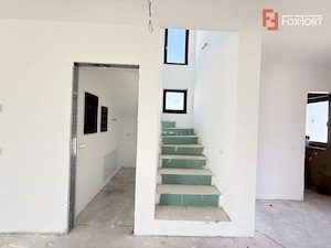 Casa individuala cu 5 camere | 583 mp teren | Toate utilitatile | Sacalaz - imagine 4