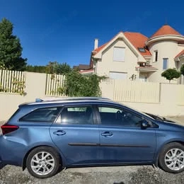 Toyota Auris 1.8 Hybrid 2019 - imagine 4