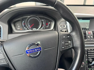 Volvo XC60 2.4D 4x4 Euro 6 Automat  - imagine 2