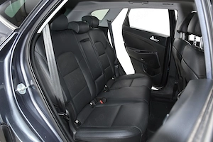 *** Hyundai Tucson 2.0 CRDI 4WD 185 CP 4 4 Aut. 148.000km*** - imagine 12
