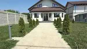 vand casa noua in Chiscani