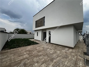 Casa intabulata de 4 camere cu 2 bai si teren de 200 mp in Selimbar - imagine 4