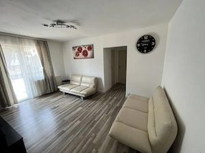 Apartament 2 camere zona Centrala - imagine 2