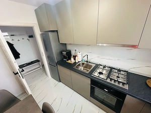 Apartament ultramodern de inchiriat - imagine 3