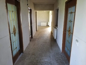 Vanzare casa - imagine 2