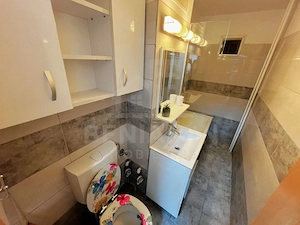 2Camere-Decomandat-Etaj 2-AC-Mobilat-Utilat-Modern-Zona Intim-Lapus - imagine 5