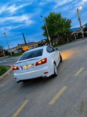 Lexus IS220D varianta Luxury Line - imagine 3