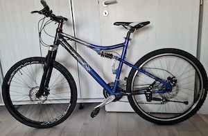 Bicicleta aluminiu roți 26 frane disc 
