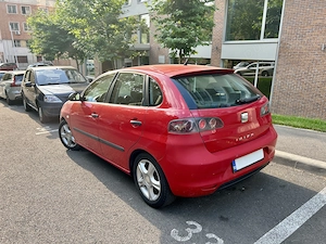 vând Seat Ibiza 1.2 70CP 2009 - imagine 3