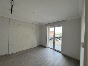 Apartament Luxury - 2 Camere  Open space cu 30 mp Gradina - imagine 5