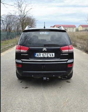 Citroën C-Crosser 2.2 HDi 4x4 • 7 locuri • 2009 - imagine 6