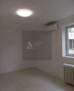 Apartament 2 camere decomandat 45mp renovat - Bd. Brancoveanu - Sect.4 - imagine 5
