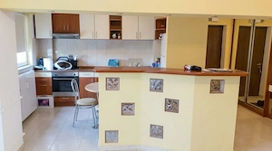 Închiriez Apartament cu 🏡 2 camere, Calea Moșilor, zonă centrală - imagine 3