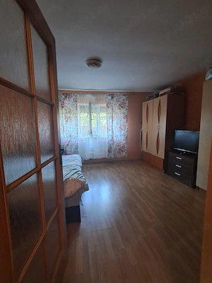 Casa pe 2 niveluri, 1216 mp teren, Tomesti - imagine 8