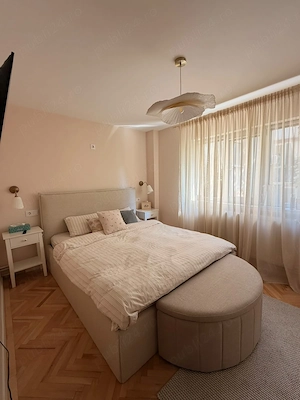 Apartament Rovine parculet complet renovat - imagine 3