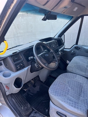 ford transit  - imagine 7