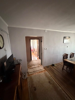 Apartament spațios cu 4 camere – Marghita, zona centrală - imagine 3