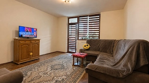 Apartament 3 camere | Complex Studentesc | 2 dormitoare | Centrala Proprie - imagine 2