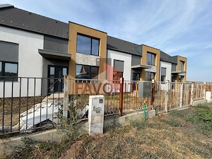 Triplex | 3 camere | Toate utilitatile | Asfalt | Parter + Mansarda | - imagine 2