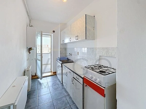 Apartament cu 1 camera decomandat, mobilat, utilat, zona N.Titulescu - imagine 5