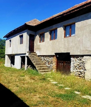 Vând casa la tara. - imagine 2