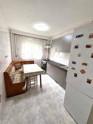 Închiriez Apartament cu 3 camere decomandat, parcare inclusă, metrou Dristor  - imagine 4