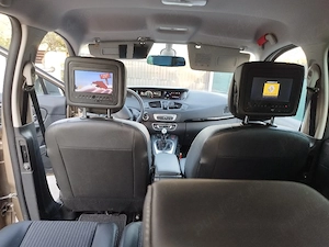 Renault scenic 3 motor benzina de 1200 cm an 2014,km 81000 - imagine 2